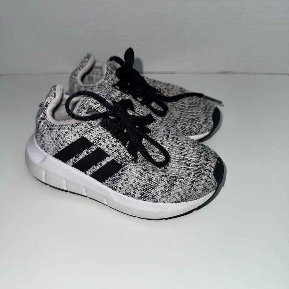 Adidas Swift Run Toddler Sz 8k Black Grey White Sneakers .